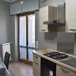 Home Naples 公寓 *